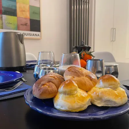 Loft Sull'acqua Con Vista Mozzafiato Lägenhet *