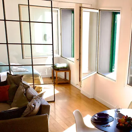 Loft Sull'acqua Con Vista Mozzafiato * Νάπολη